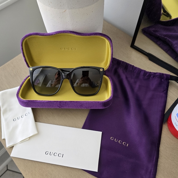 Gucci Accessories - NEW- Gucci Black Sunglasses with Case GG0022S